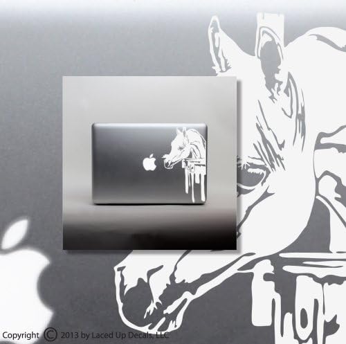 Face de cavalo árabe que come Apple MacBook Vinyl Decal